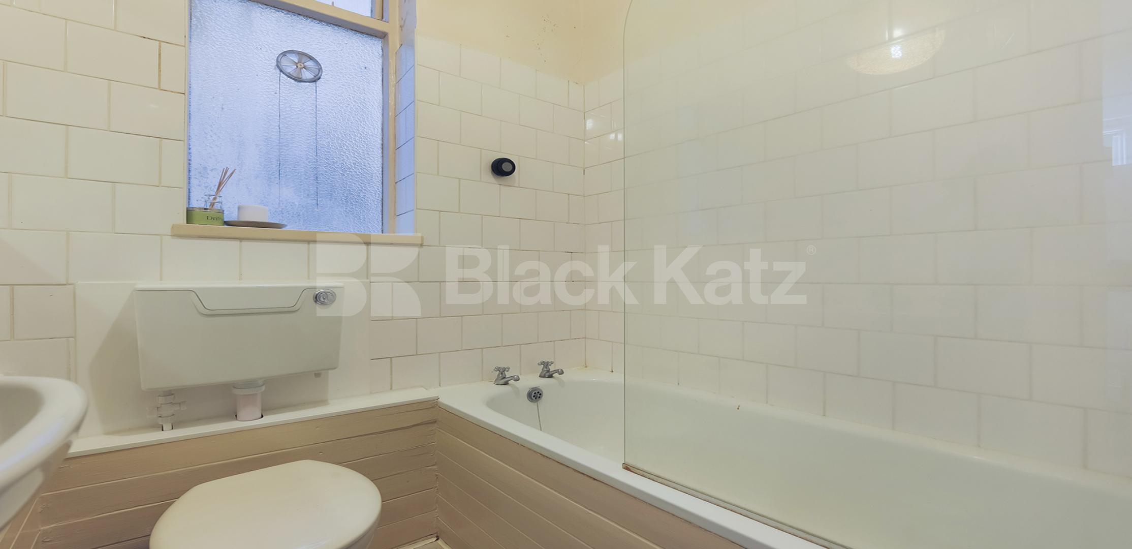 			NEW INSTRUCTION, 2 Bedroom, 1 bath, 1 reception Apartment			 Bath Terrace, Borough